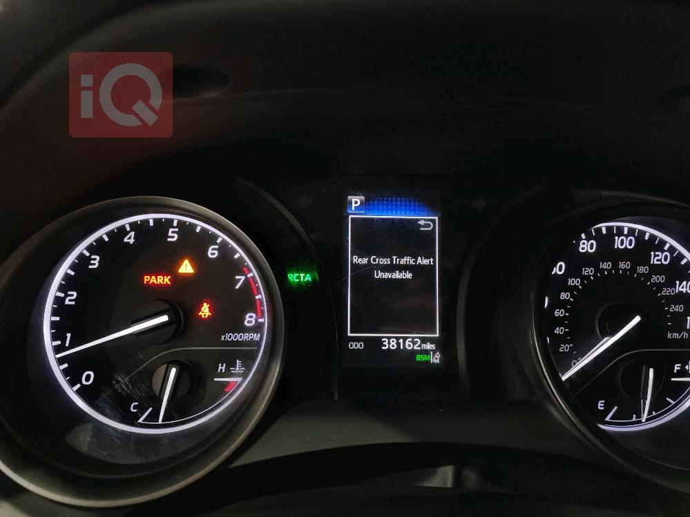 تۆیۆتا کامری